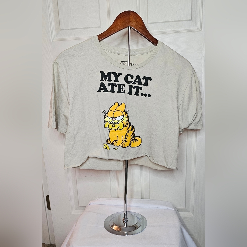 Nickelodeon Garfield “My Cat Ate It…” Cropped Graphic Tee - Size Medium